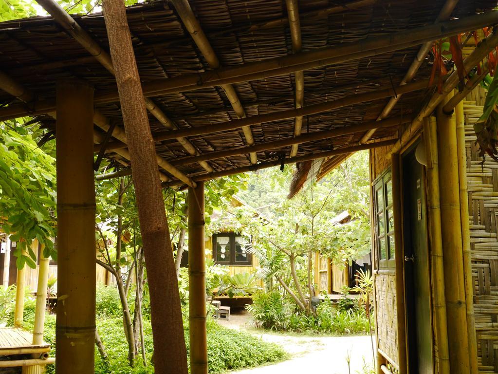 Hôtel Charlie Hut Bungalow à Ko Phi Phi Chambre photo